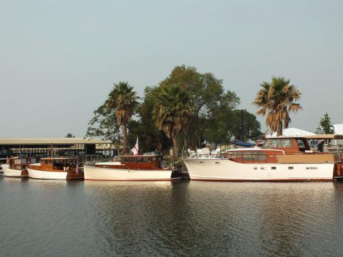 Village West Marina & Resort